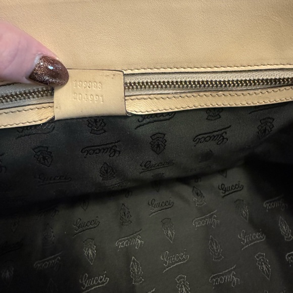 Gucci Authentic Python Shoulder Bag RARE Collectors Piece - Picture 10 of 10